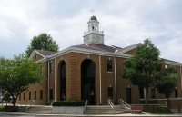 Clinton County Kentucky courthouse.jpg